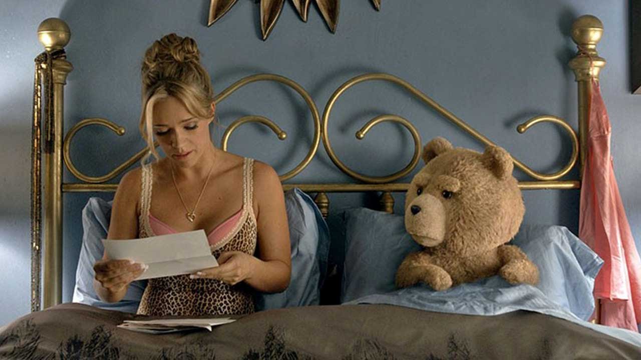 유부남이 된 '19곰 테드 2' 예고편(Ted 2, Official Trailer) - Youtube